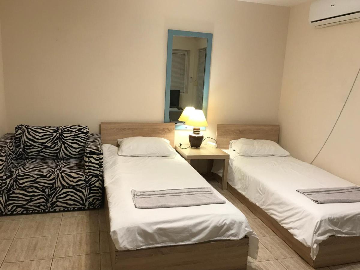 Ssenyange Guest House Warna Zewnętrze zdjęcie